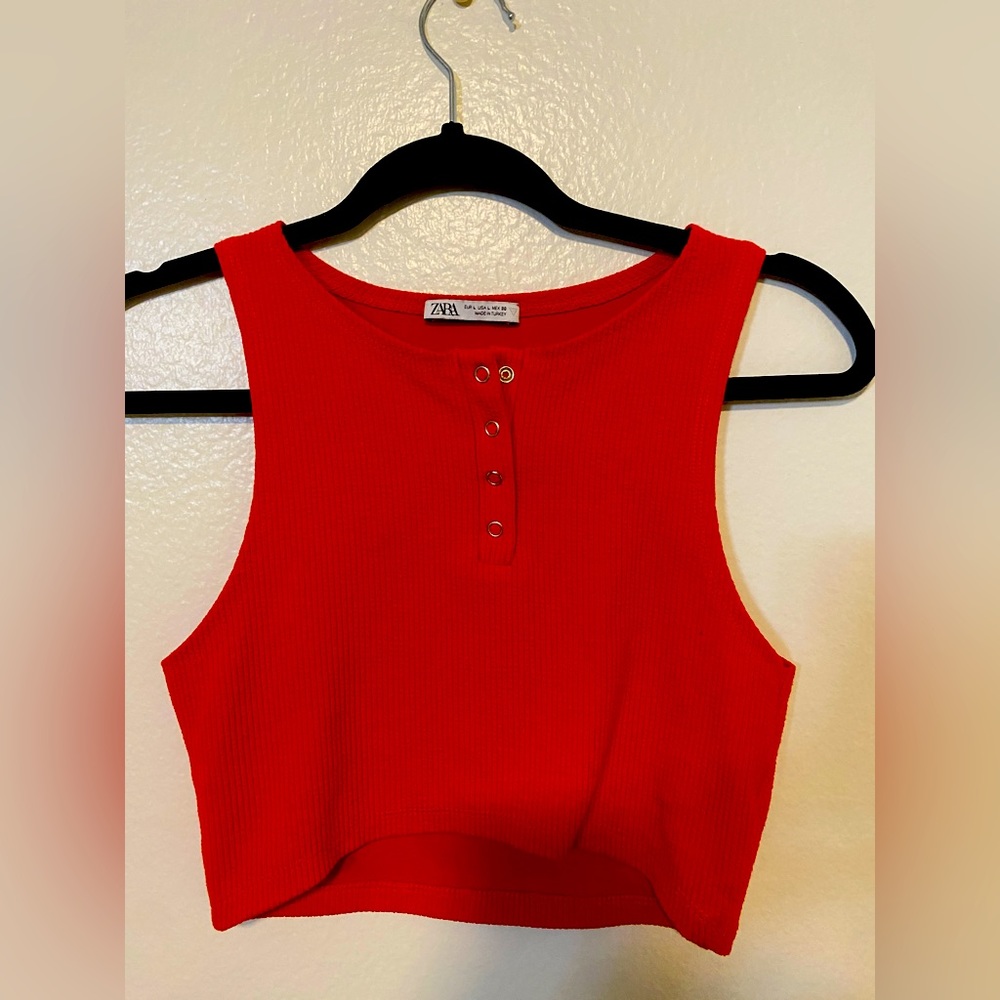 Crop top